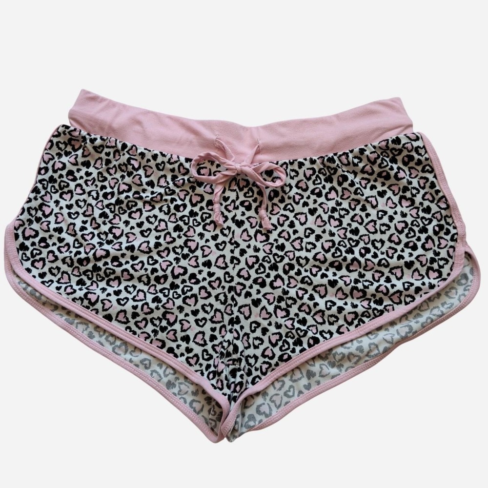 Talla Pink leopard print shorts with heart pattern